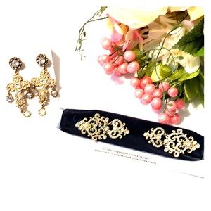 Blue choker with cross earrings